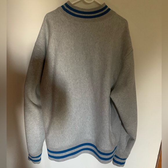 Oversized Champion Crewneck - Picture 4 of 5